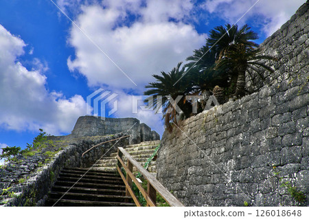 Katsuren Castle ruins: stairs and stone walls (Uruma City, Okinawa Prefecture) 126018648