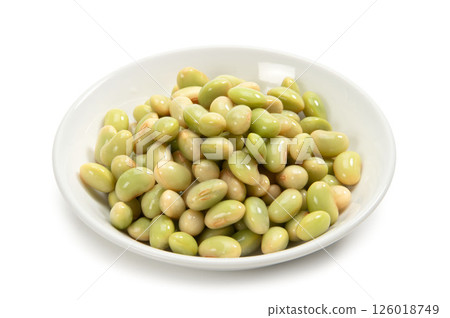 Dried green soybeans from Yamagata prefecture that have been rehydrated Dried green soybeans from Yamagata prefecture that have been rehydrated 126018749