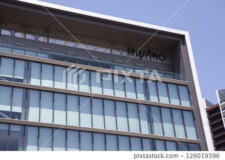 office building  126019396