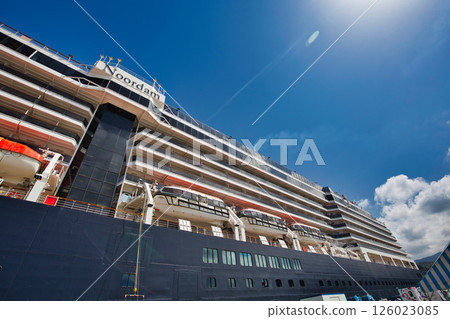 The Noordam arrives at Tsuruga port The Noordam arrives at Tsuruga port 126023085