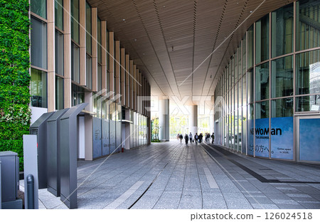 Takanawa Gateway City, Minato-ku, Tokyo, Link Pillar North Building, Entrance 126024518