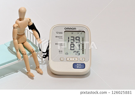 Blood pressure measurement image 126025881