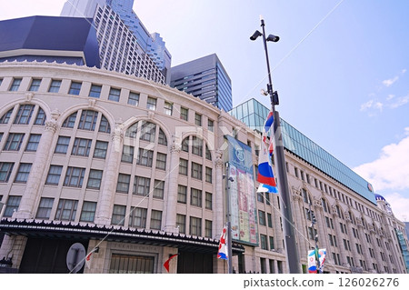 大阪市：南海難波站和高島屋（南海大廈，秋季） 126026276