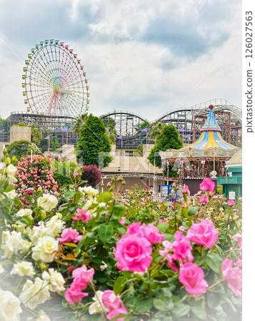 有玫瑰園的遊樂園 有玫瑰園的遊樂園 126027563
