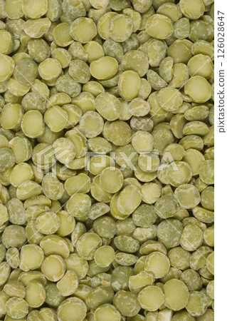 Dry green split peas Dry green split peas 126028647