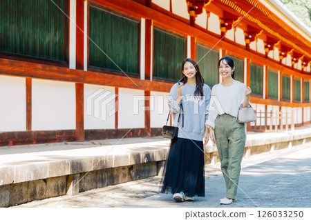 Two women sightseeing in Nara Two women sightseeing in Nara 126033250