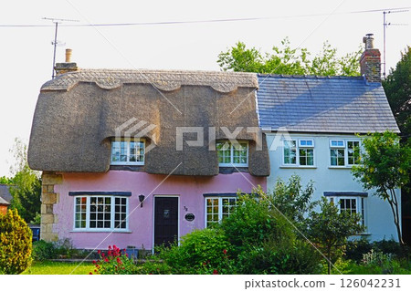 切爾滕納姆普雷斯特伯里的茅草屋頂房屋 126042231