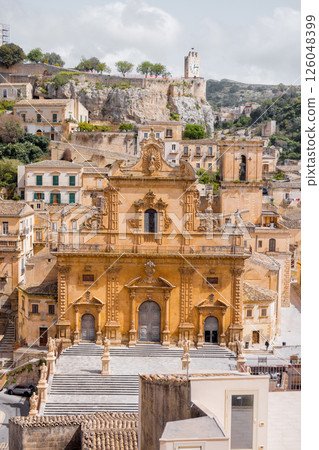 Panoramic view of Modica, Sicily 126048399