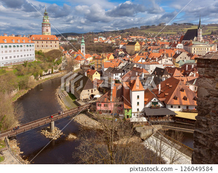 Cesky Krumlov historic center and Vltava River, Czech Republic Cesky Krumlov historic center and Vltava River, Czech Republic 126049584