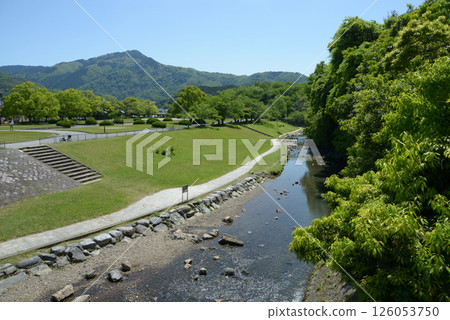京都市左京區上高野市寶池公園、比叡山遠景 京都市左京區上高野市寶池公園、比叡山遠景 126053750