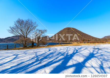 Lake Haruna and Mount Haruna, Takasaki City, Gunma Prefecture 126054307