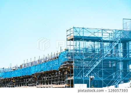 Railway viaduct construction Scaffolding and protective curtains Tokyo Higashimurayama Station area 2025.04 a-4 Light color Railway viaduct construction Scaffolding and protective curtains Tokyo Higashimurayama Station area 2025.04 a-4 Light color 126057393