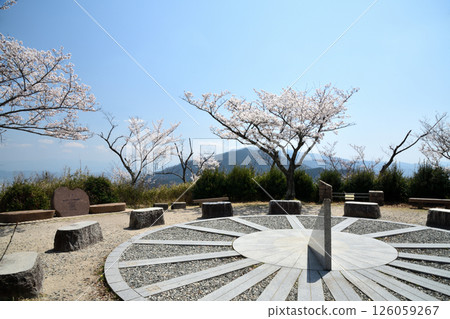 二條山（明嶽山頂）[奈良縣葛市、大阪府太子町] 126059267