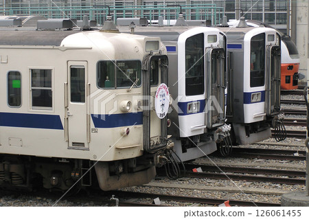 Joban Line 415 series steel railcar farewell run (Katsuta Vehicle Center) Joban Line 415 series steel railcar farewell run (Katsuta Vehicle Center) 126061455