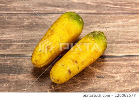 Delicous Yellow Carrot for cooking Delicous Yellow Carrot for cooking 126062577