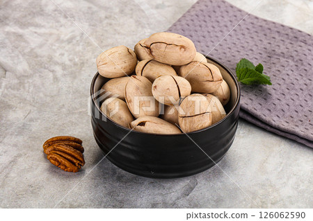 Crunchy pecan nut in the bowl Crunchy pecan nut in the bowl 126062590