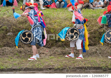 <島根縣>池田地區花稻種植 - 插秧音樂 <島根縣>池田地區花稻種植 - 插秧音樂 126066577