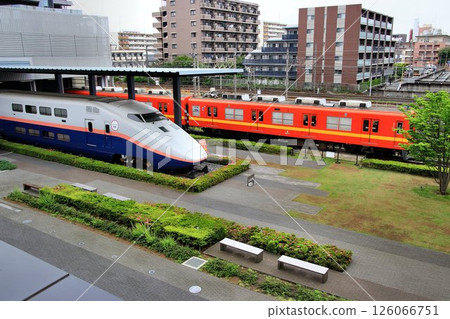 神奇的景象！ ！東武鐵道的「8000系列」和E1系列Max在大宮鐵道博物館展出 126066751