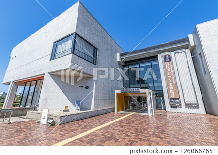 鳥取縣鳥取市晴天鳥取縣立博物館 126066765