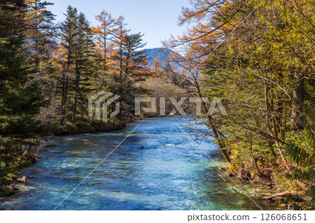 Kamikochi in late autumn: Japan's leading mountain resort Kamikochi in late autumn: Japan's leading mountain resort 126068651