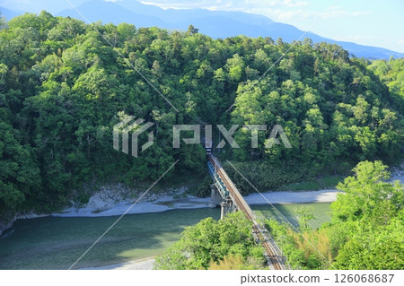 Sky Walk: View of the Iida Line Limited Express, Inaji 15 from Tenryukyo 126068687