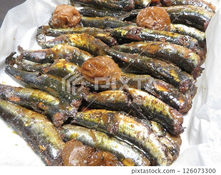 自製燉沙丁魚佐醃李子 自製燉沙丁魚佐醃李子 126073300