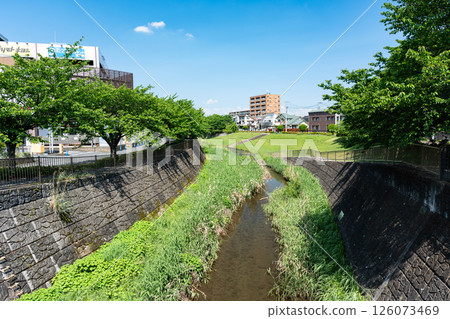 Misawa River Waterfront Park, blue spring sky, Yanoguchi, Inagi City, Tokyo 126073469