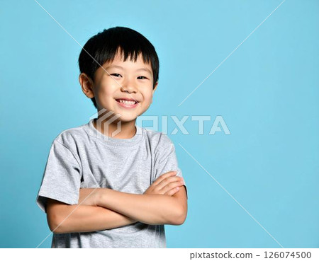 微笑的日本男孩(有影印空間) 微笑的日本男孩(有影印空間) 126074500