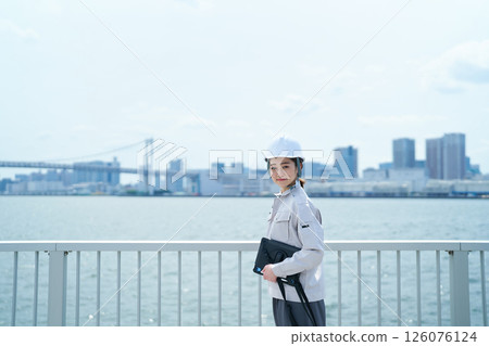 Women in the Construction Industry 126076124