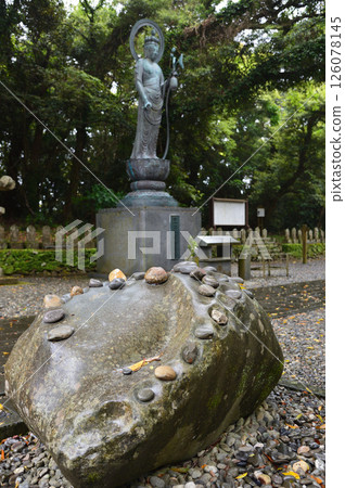 Bell stone of Hotsumisakiji Temple, the 24th temple of the 88 Shikoku Pilgrimage Bell stone of Hotsumisakiji Temple, the 24th temple of the 88 Shikoku Pilgrimage 126078145