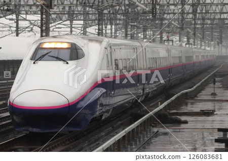 東北新幹線/上越新幹線E2系列 126083681