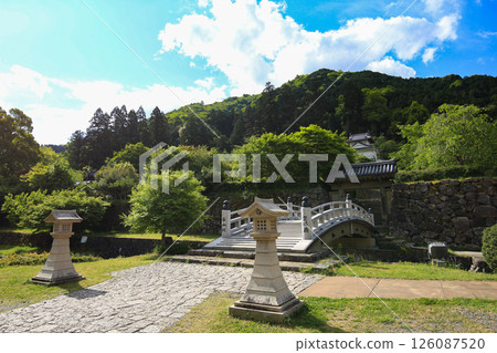 兵庫縣勝岡市出石城登山橋 126087520