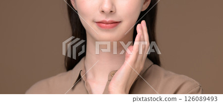 Women's beauty image 126089493