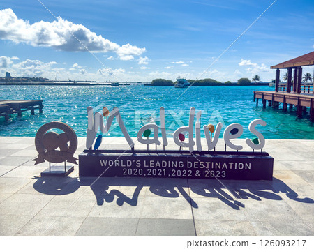 View of the Maldives from seaplane 126093217