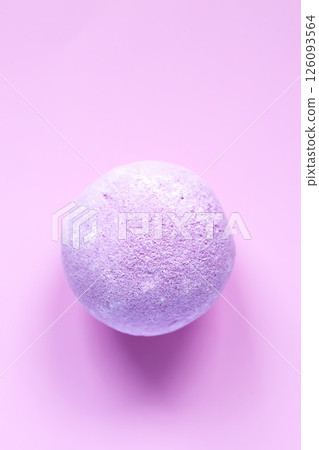 Aromatic bath bomb for home spa and relaxation. 126093564