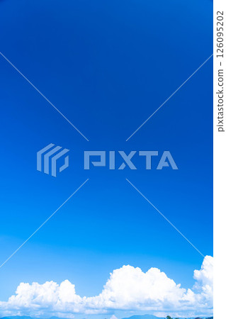 [Summer material] Image material of a summer sky with cumulonimbus clouds [Nagano Prefecture] 126095202