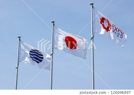 【大阪關西世博會2025】旗幟飄揚 126096897