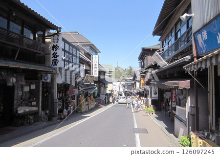 成田山新勝寺參道：復古街景 / 千葉縣成田市 126097245