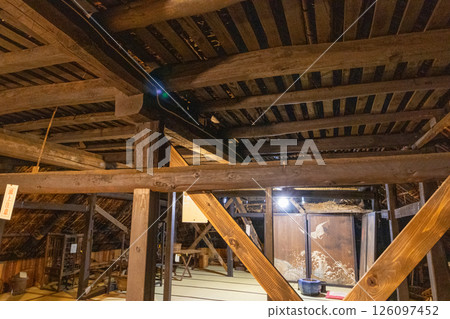The ceiling beams on the second floor of Obarajuku Honjin 126097452