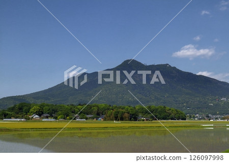 浪漫的茨城（初夏清爽的藍天下，鳥兒的鳴叫聲縈繞耳畔）「筑波山」筑波市磯部郡 126097998
