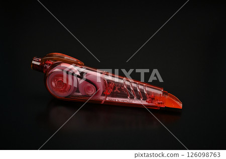 Correction tape in plastic case 01 126098763