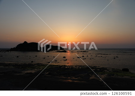 Sunset in the Sea of Japan 126100591