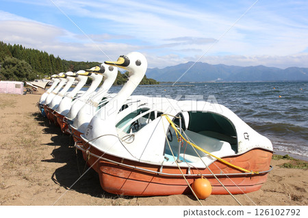 Lake Inawashiro, Inawashiro sightseeing boat, Inawashiro, Hakucho-maru, Nagahama, Lakeside, Kame-maru, Swan boat, Lake, Fukushima Prefecture, Okinazawa Lake Inawashiro, Inawashiro sightseeing boat, Inawashiro, Hakucho-maru, Nagahama, Lakeside, Kame-maru, Swan boat, Lake, Fukushima Prefecture, Okinazawa 126102792