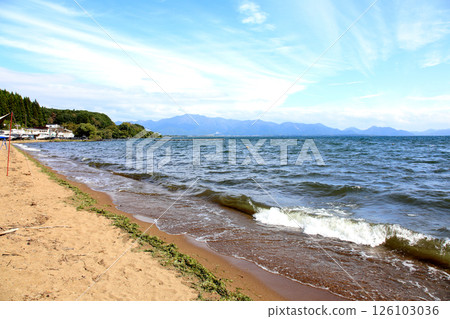 Lake Inawashiro, Inawashiro sightseeing boat, Inawashiro, Hakucho-maru, Nagahama, Lakeside, Kame-maru, Swan boat, Lake, Fukushima Prefecture, Okinazawa Lake Inawashiro, Inawashiro sightseeing boat, Inawashiro, Hakucho-maru, Nagahama, Lakeside, Kame-maru, Swan boat, Lake, Fukushima Prefecture, Okinazawa 126103036