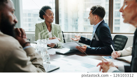 Planning, discussion and meeting with business people in office for investment analyst, advisor and stock market. Audit review, portfolio growth and feedback with employees in agency for research 126103312