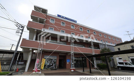 The exterior of Kanto Railway's Sanuki Station. The station building houses the Ryugasaki City Tourist and Products Center and a hotel. The exterior of Kanto Railway's Sanuki Station. The station building houses the Ryugasaki City Tourist and Products Center and a hotel. 126104198
