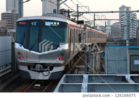 [TX] Tsukuba Express TX-2000 series train (limited express: Akihabara⇔Tsukuba) 126106075