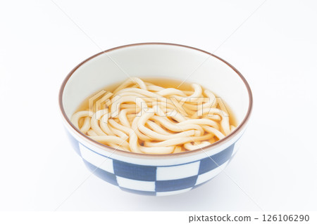 Plain udon (kake udon) in a bowl 126106290