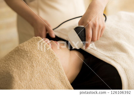 Beard hair removal treatment image 126106392