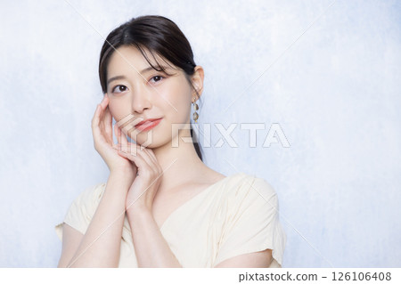 年輕的女士的肖像 126106408